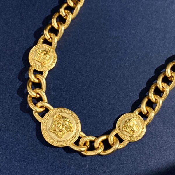 👸🏻👸🏻 Versace Medusa Necklace 👸🏻👸🏻
