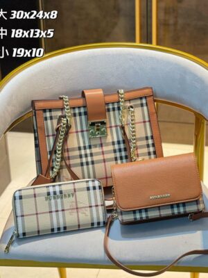 BURBERRY 3 IN ONE COMBO BAG