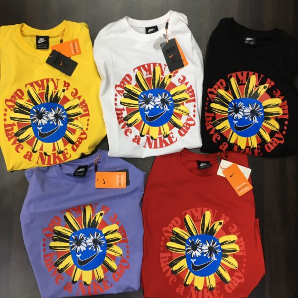 NIKE PREMIUM T-SHIRTS
