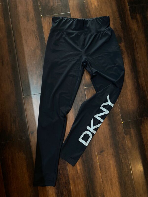 DKNY EXCLUSIVE ACTIVE WEAR SPORTS LEGGINGS