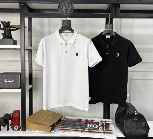 BURBERRY SUPERIOR COLLAR T-SHIRT