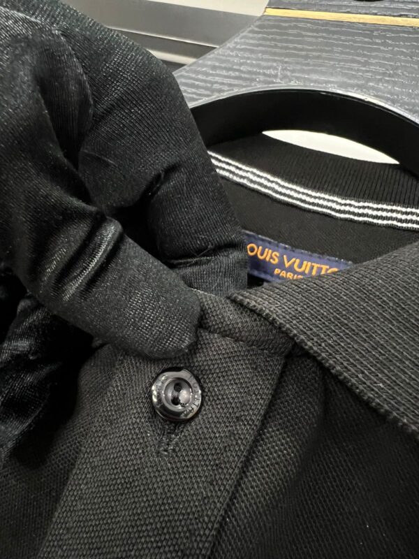 LOUIS VUITTON SUPERIOR COLLAR T-SHIRT