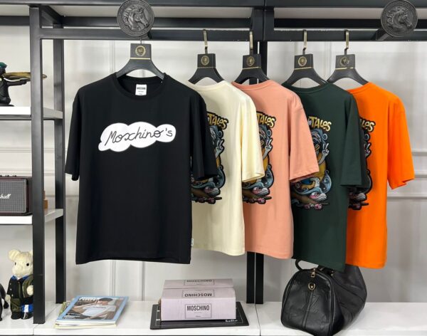 MOSCHINO OVER SIZED T-SHIRT