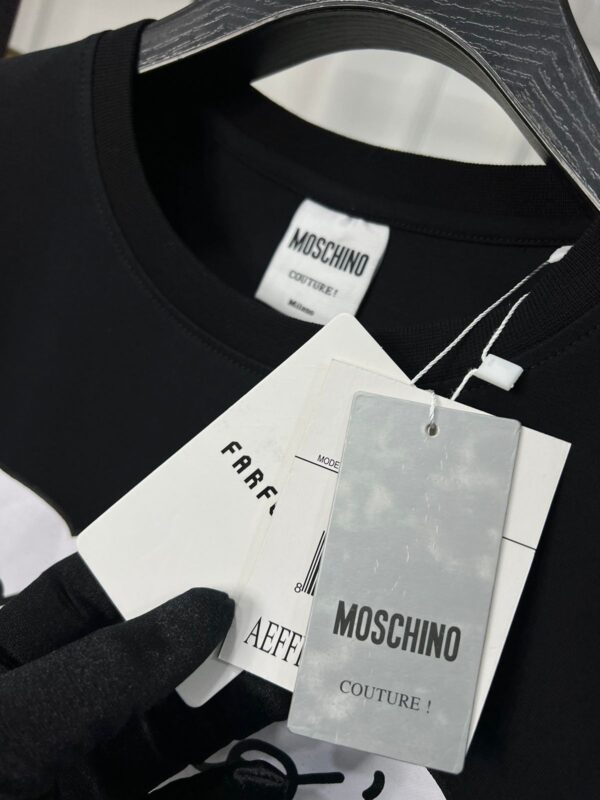 MOSCHINO OVER SIZED T-SHIRT