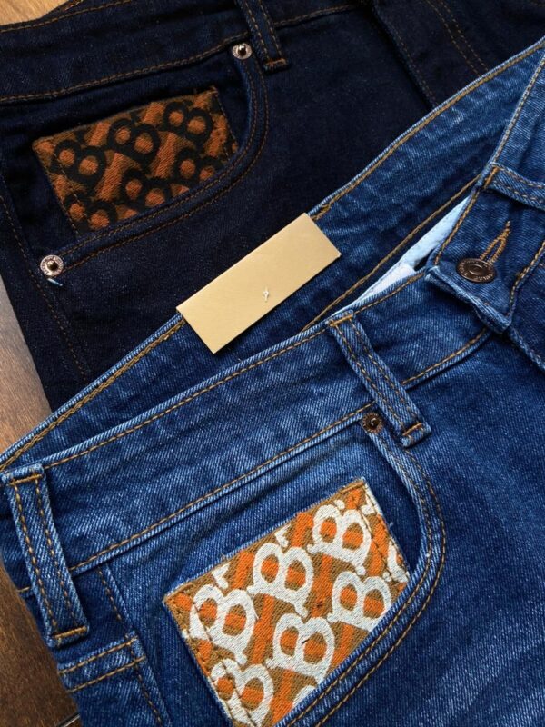 BURBERRY PREMIUM LYCRA DENIM