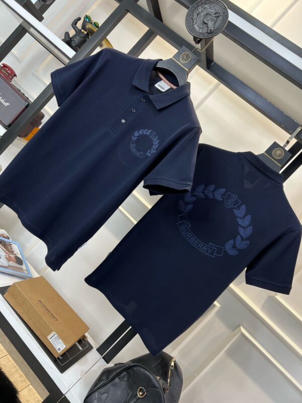 BURBERRY SUPERIOR COLLAR T-SHIRT