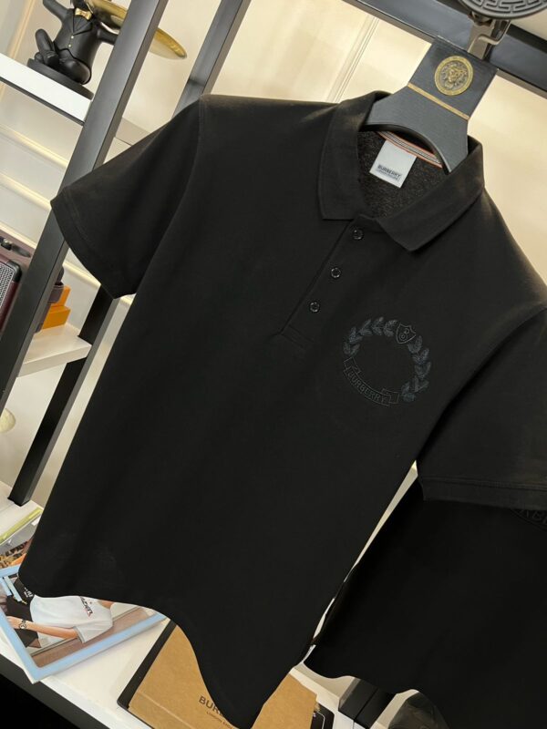 BURBERRY SUPERIOR COLLAR T-SHIRT