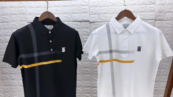 BURBERRY PREMIUM T-SHIRTS