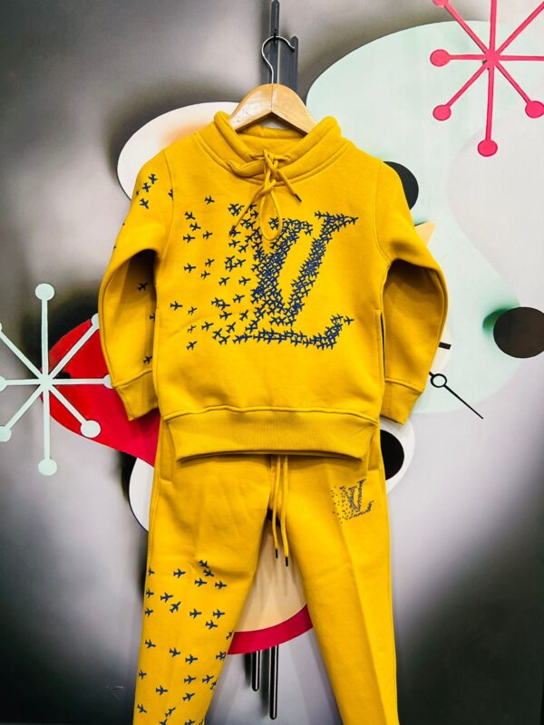 HOODIE TRACKSUIT FOR KIDS