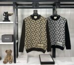 FRONT INTARSIA KNITTING PATTERN ROUND NECK