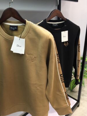 VERY PREMIUM SWEATSHIRTS