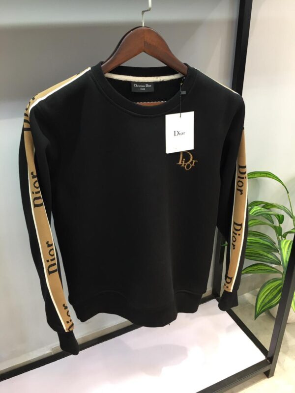 VERY PREMIUM SWEATSHIRTS