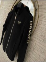 EXCLUSIVE TRACKSUIT