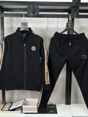 TRACKSUIT