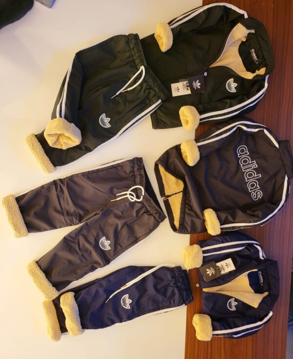EXCLUSIVE TRACKSUIT FOR KIDS