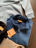 EXCLUSIVE ZIPPER TRACKSUIT