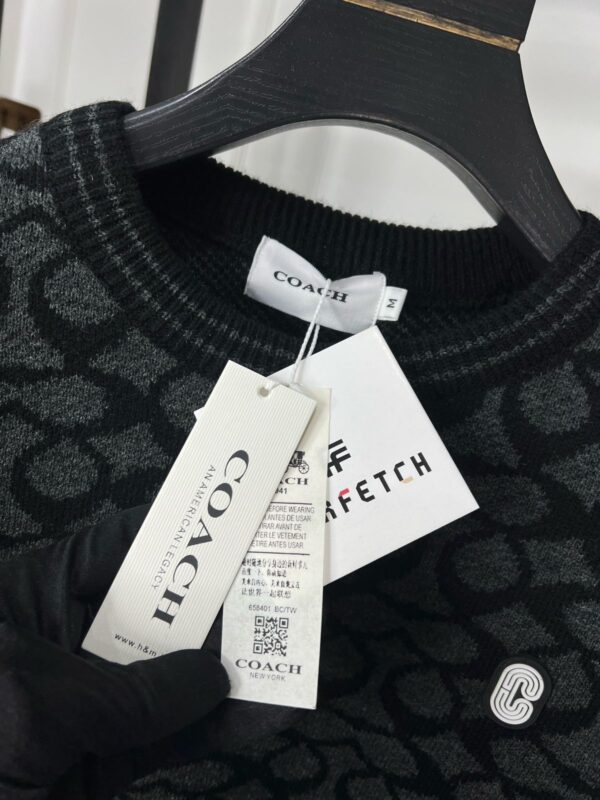 KNITTING CC MONOGRAM PATTERN ROUND NECK