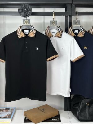 BURBERRY  POLO T-SHIRT