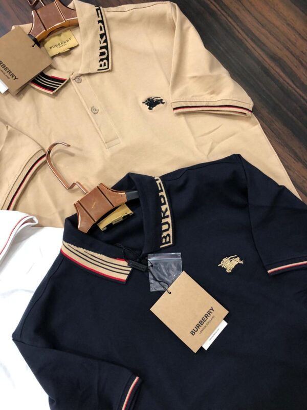 BURBERRY  POLO T-SHIRT