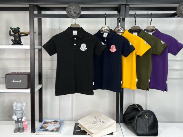 MONCLER COLLAR T-SHIRT