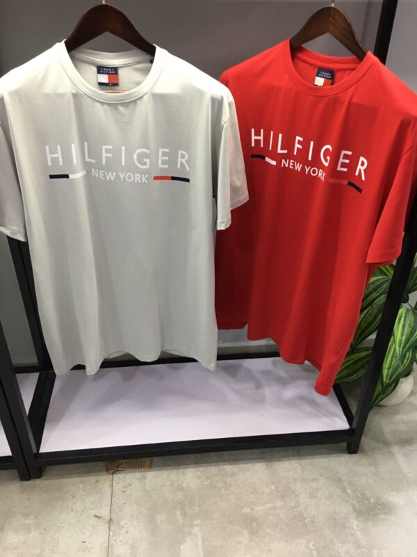TOMMY ROUND NECKS THIRTS