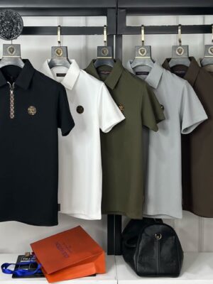 LOUIS VUITTON COLLAR T-SHIRT