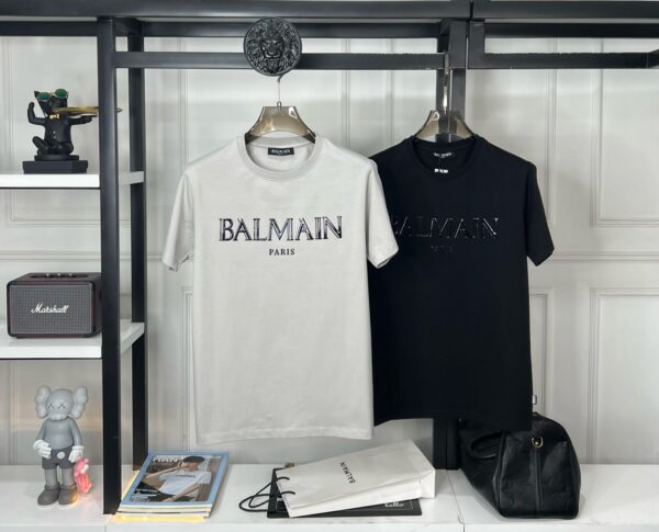 BALMAIN  T-SHIRT