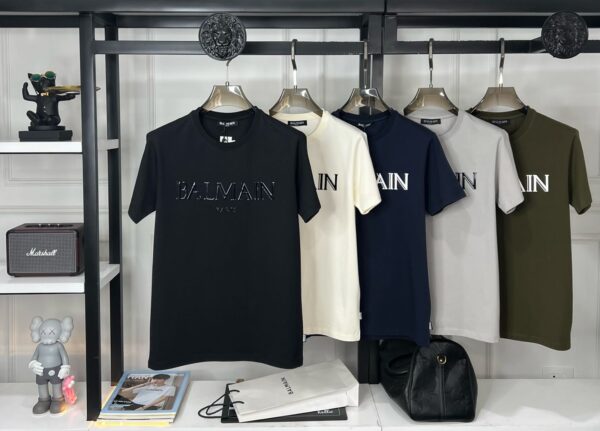BALMAIN  T-SHIRT