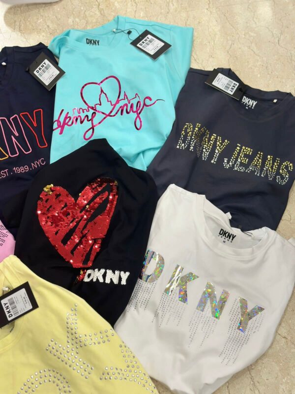 DKNY TSHIRT