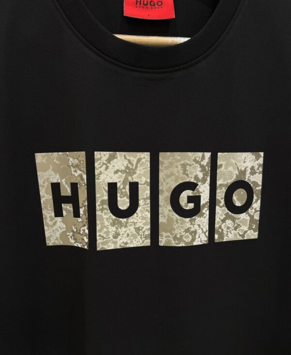 HUGO BOSSROUND NECK TSHIRT
