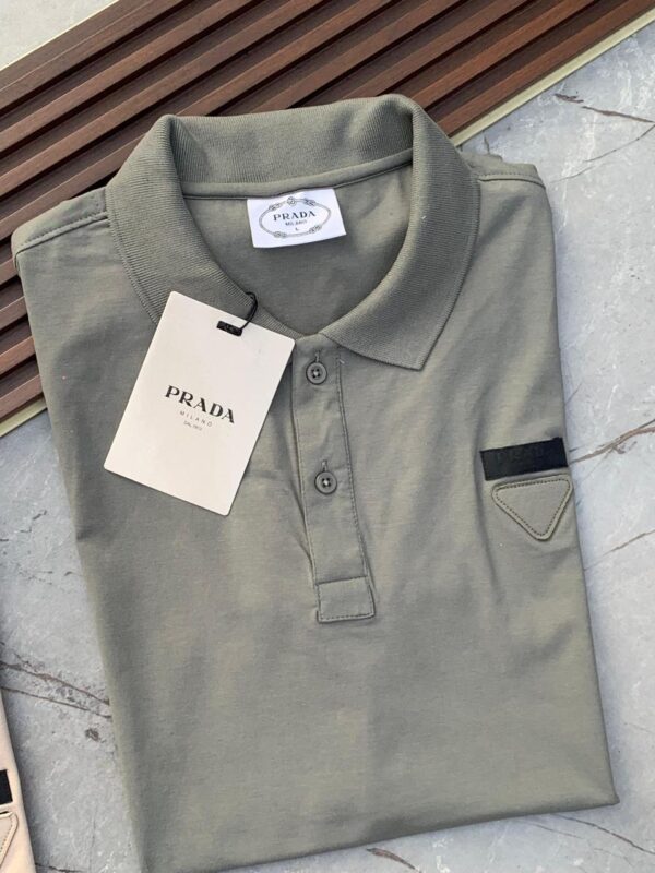 PRADA POLOS TSHIRT