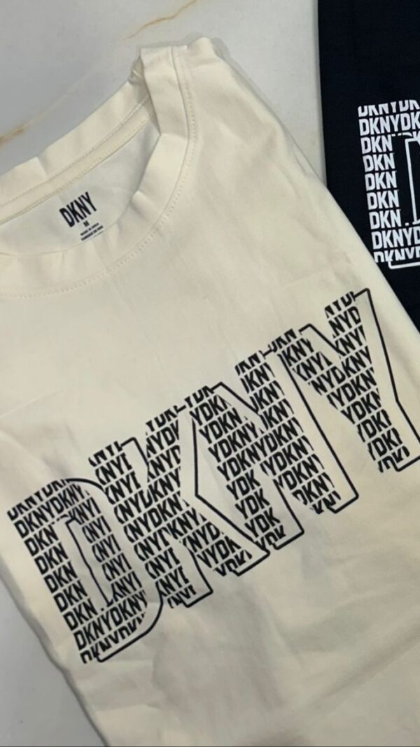 DKNY NECK TSHIRT