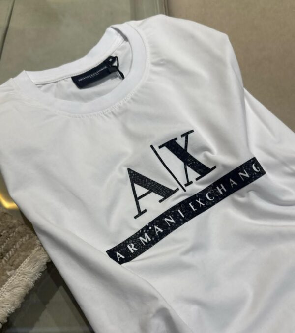 ARMANI EXCHANGE WOMEN'S ROUND NECK T-SHIRT