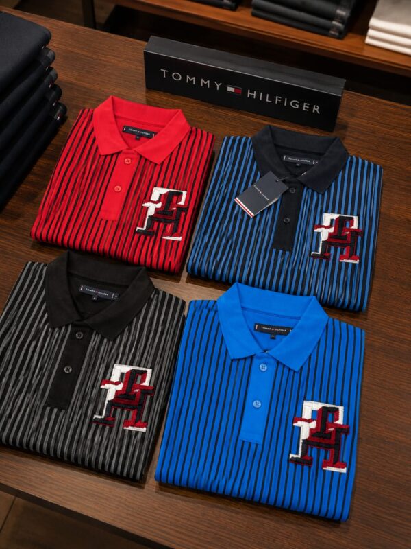 EXCLUSIVE COLLAR T-SHIRT COLLECTION